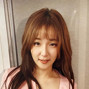 金宝娜()个人资料照片