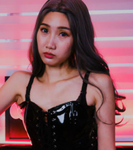 Zhong Wanbing (莉娜) Profile Photo